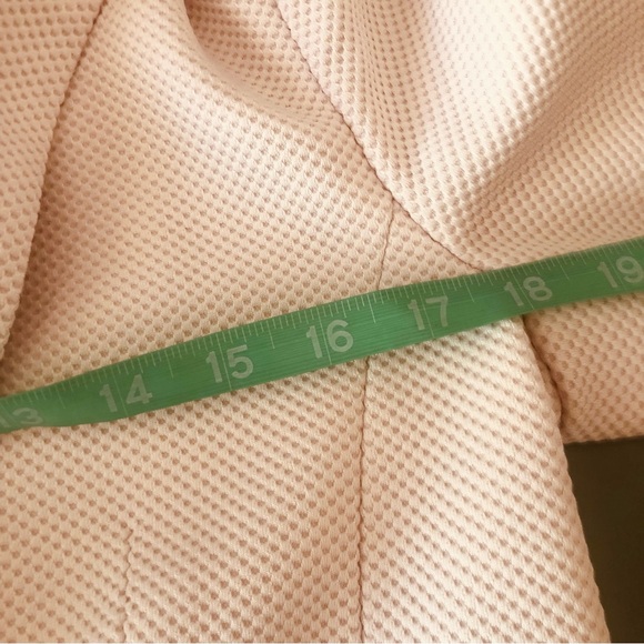 Amanda and Chelsea light pink blazer a 6 - Picture 11 of 12